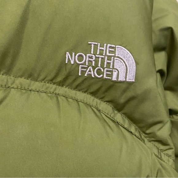 The North Face Women’s 1996 Retro Nuptse 700 down green down puffer Jacket - Picture 5 of 14
